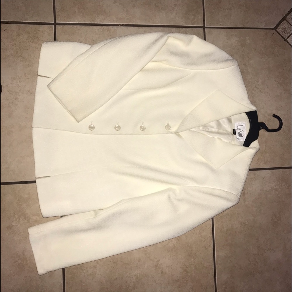 Le Suit Off White Jacket
